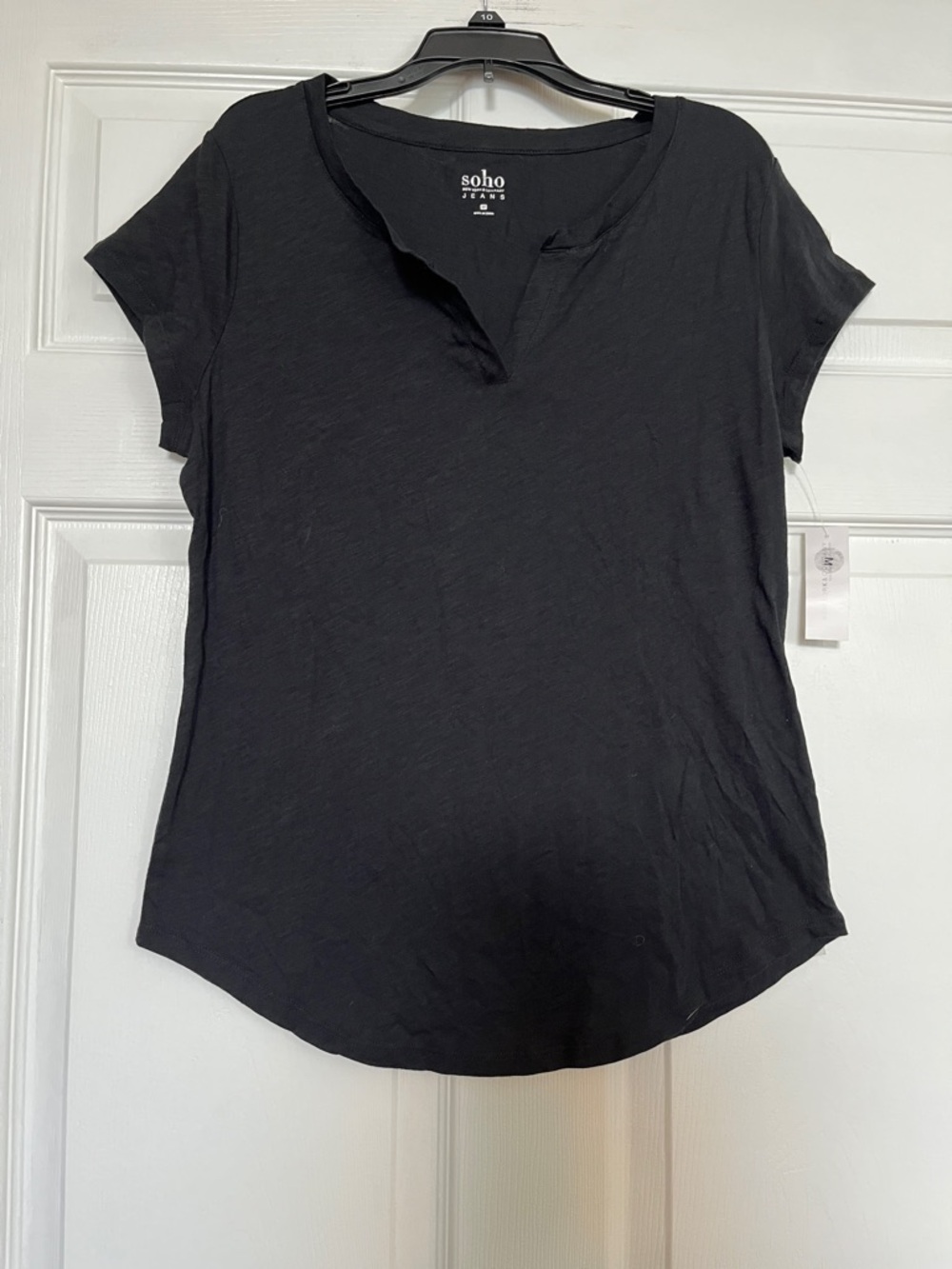 NY&C Soho Black Notch Neck Tee - Women’s M Cotton Soft Lightweight Top - NWT - Picture 9 of 9